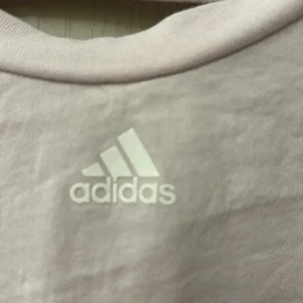 Adidas Open Back Crop Top Size Small Athletic Workout T Shirt Great Condition - Picture 3 of 5